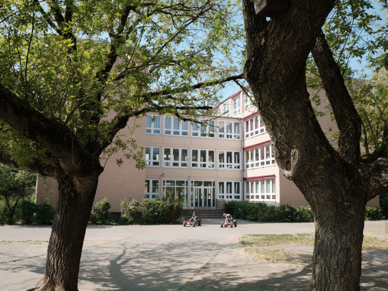 Grundschule Wildberg, Schulhof Detail